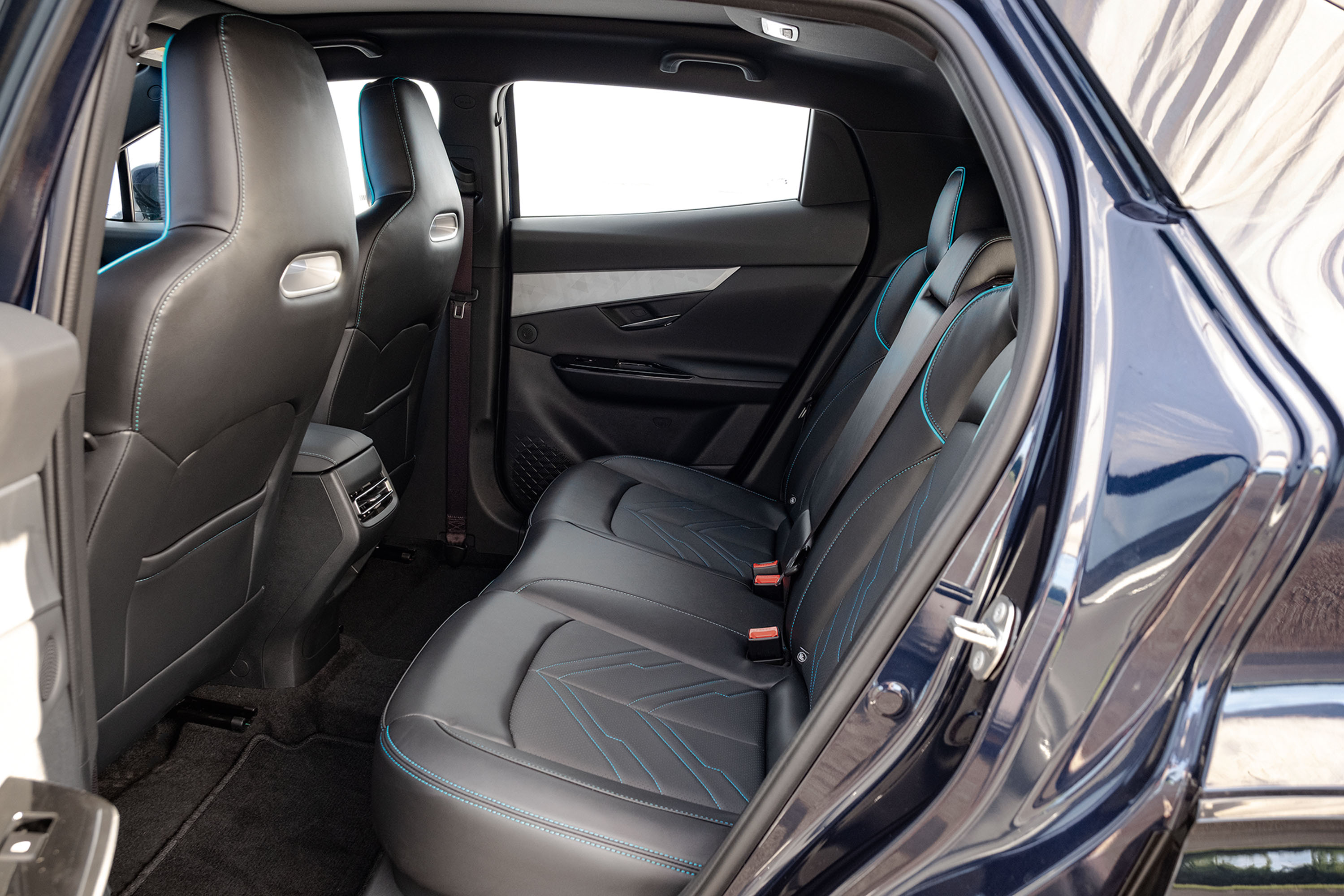 caoa changan uni-t infinity