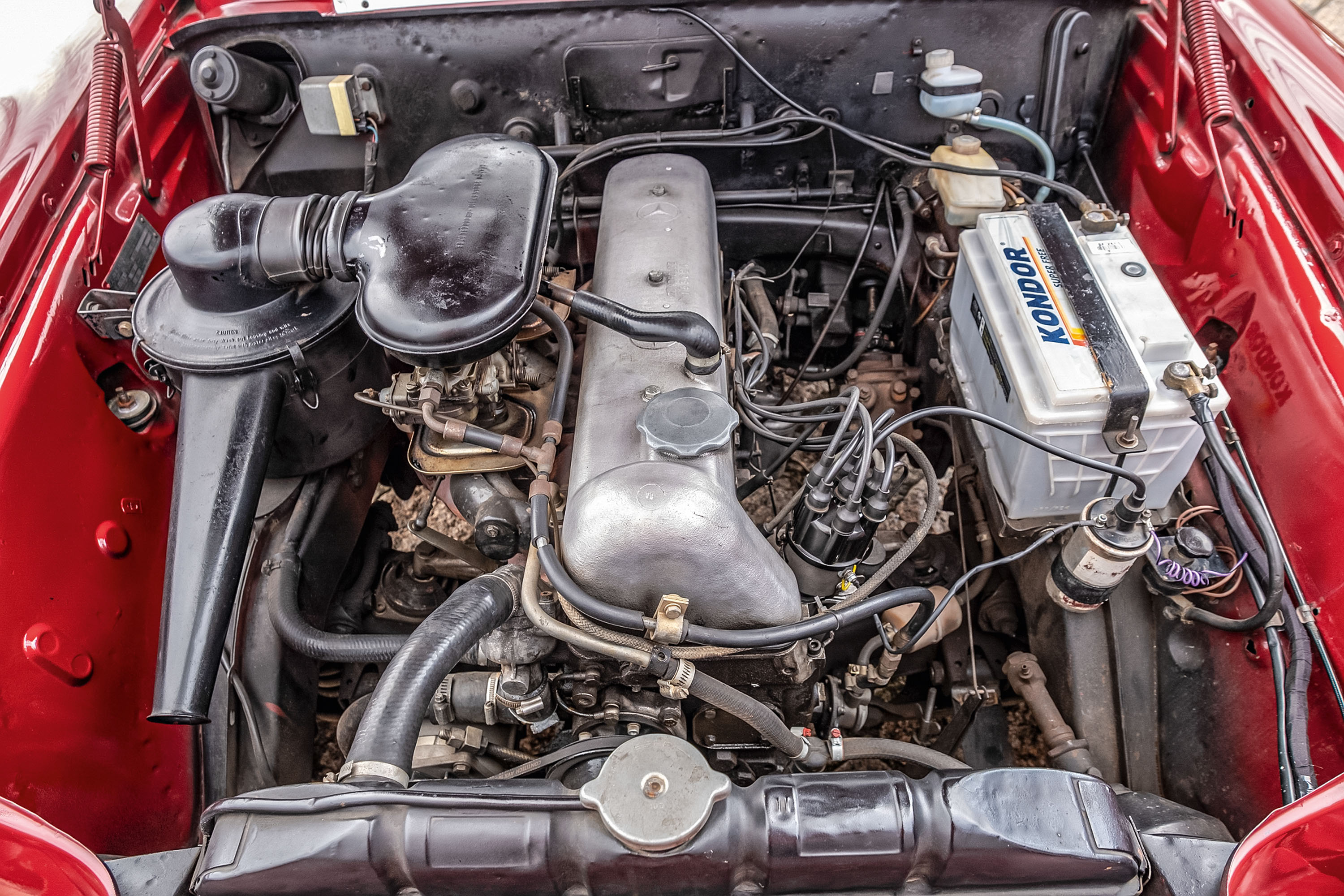 MERCEDES-BENZ W110/W111/W112 (HECKFLOSSE)