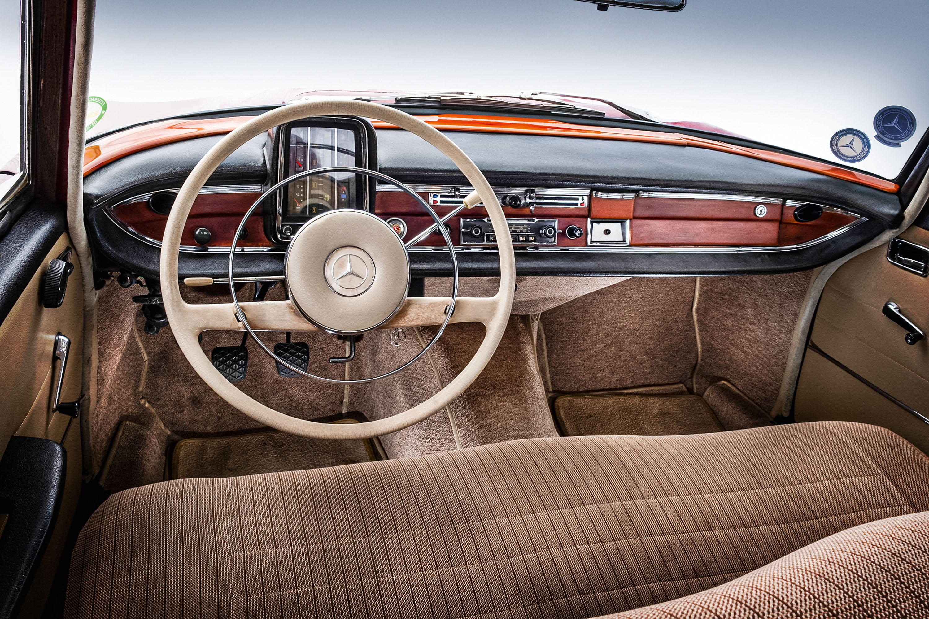 MERCEDES-BENZ W110/W111/W112 (HECKFLOSSE)