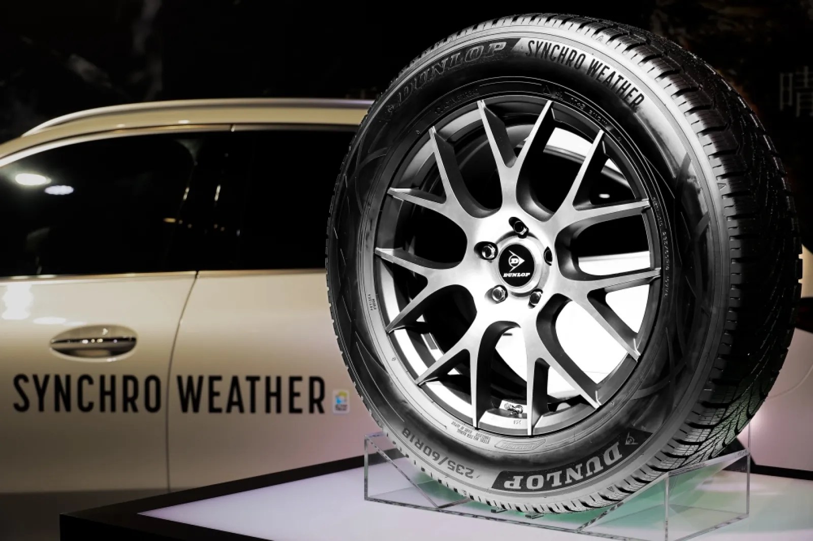 Dunlop cria pneus mutantes que se adaptam ao clima para manter a aderência