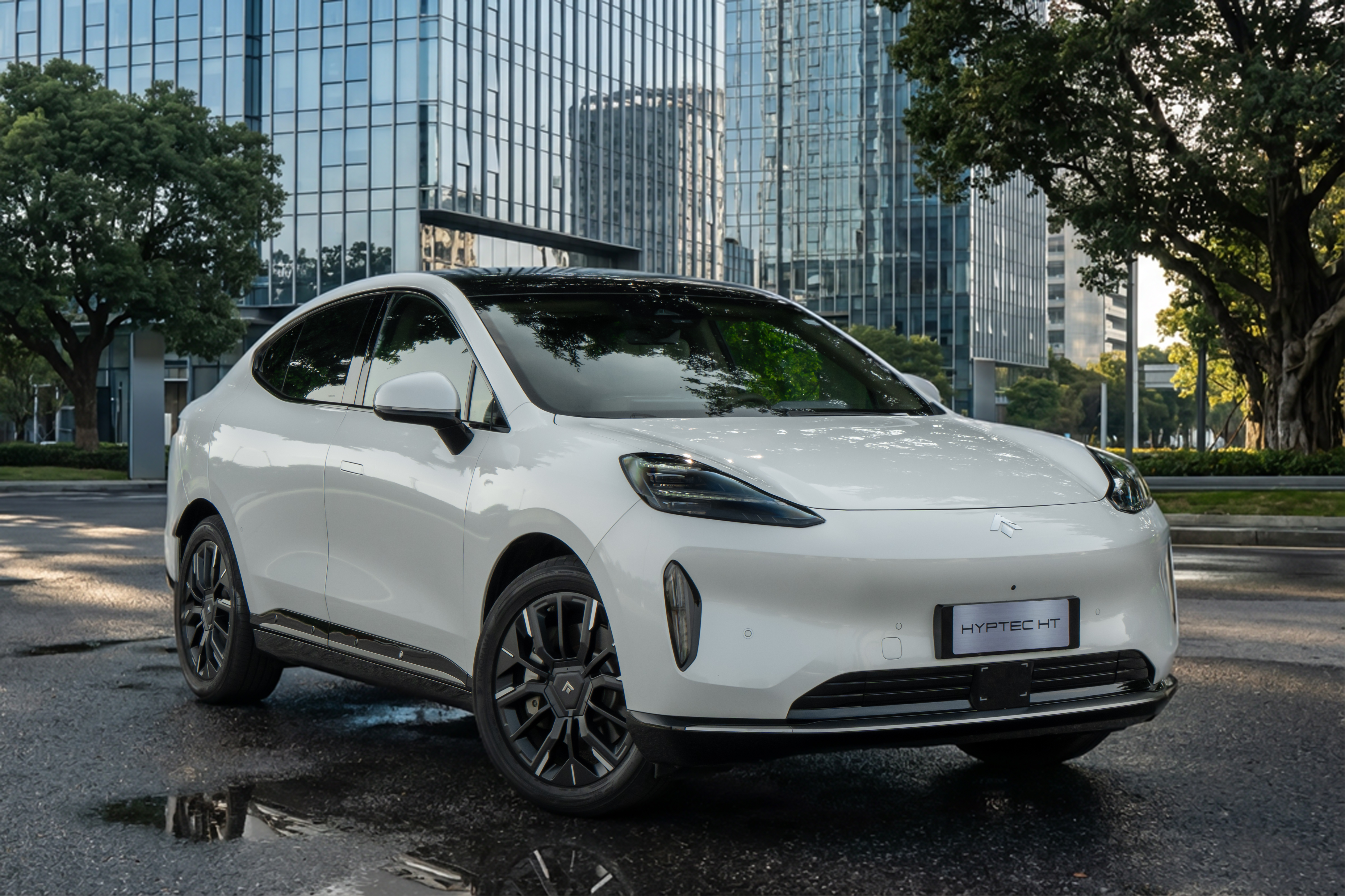 Hyptec HT 2027 ganha bateria maior e mais potência com menos de um ano de mercado