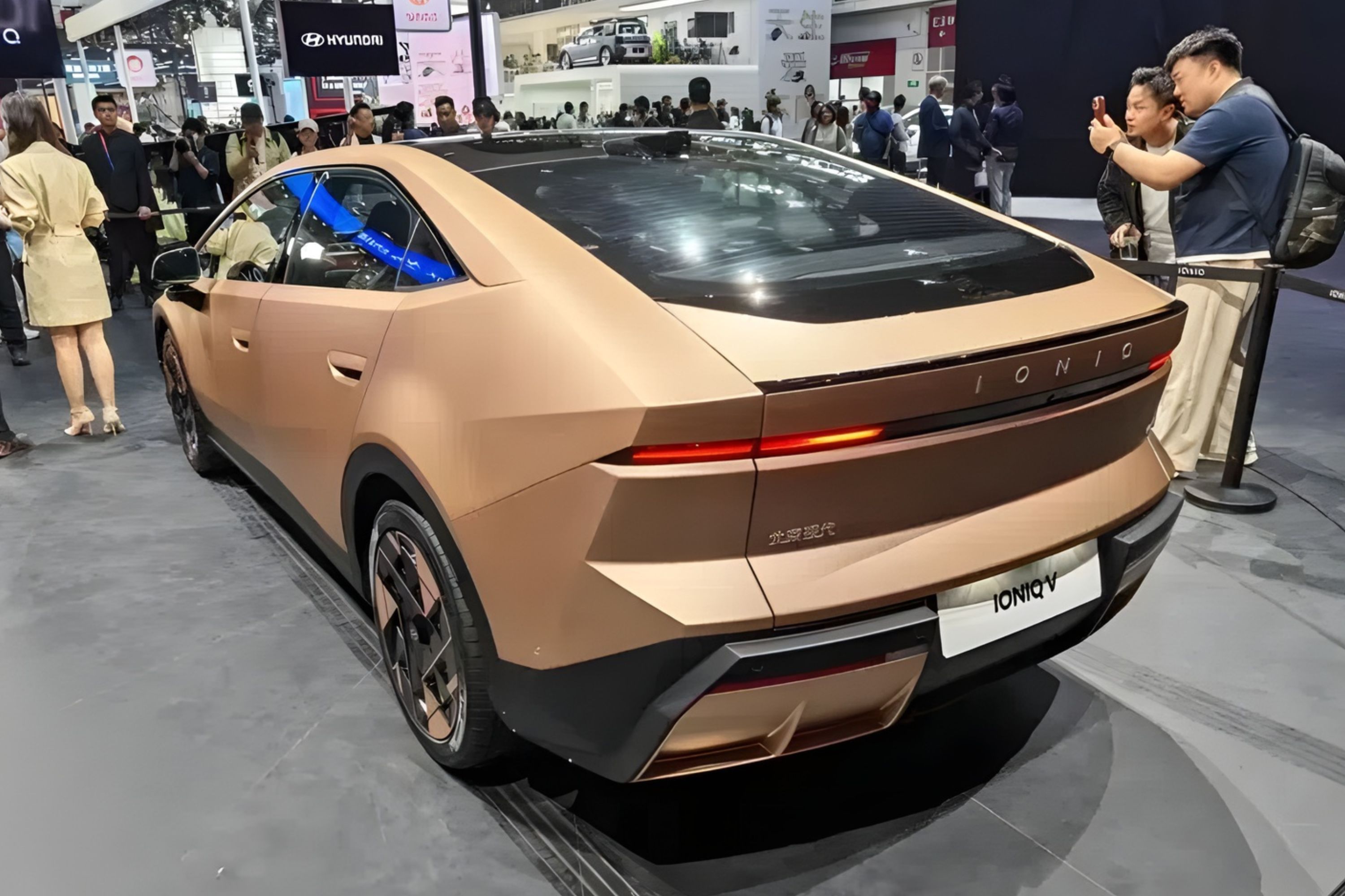 Hyundai Ioniq V