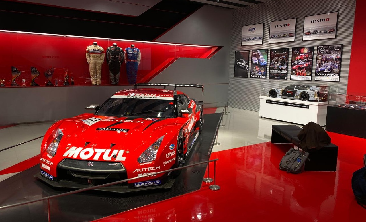 Sede da Nissan Nismo em Yokohama, Japão