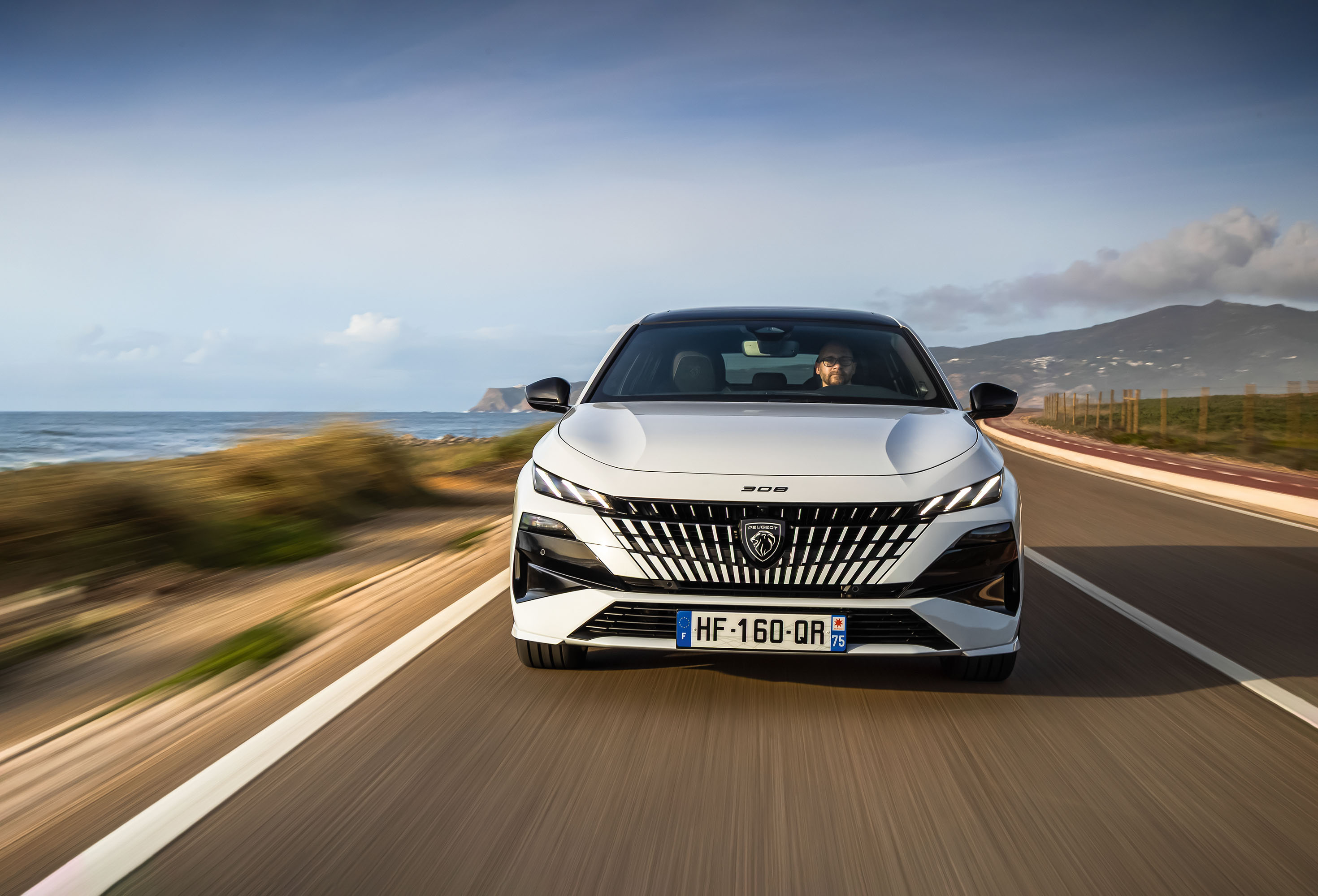 peugeot 308 Hybrid 145