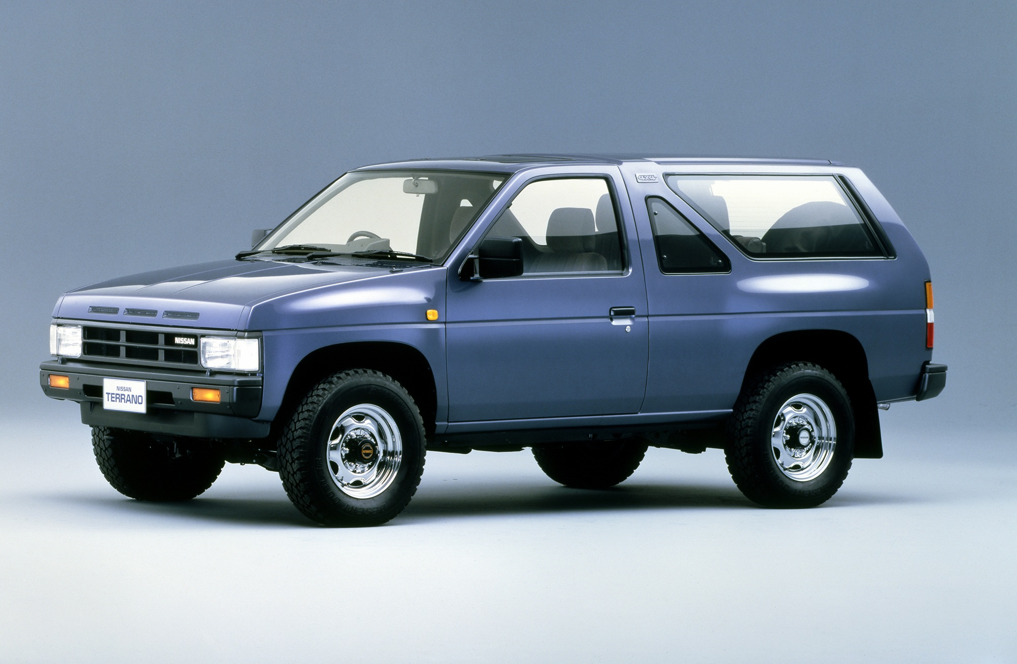 Nissan Terrano 1986 vendido no Japão