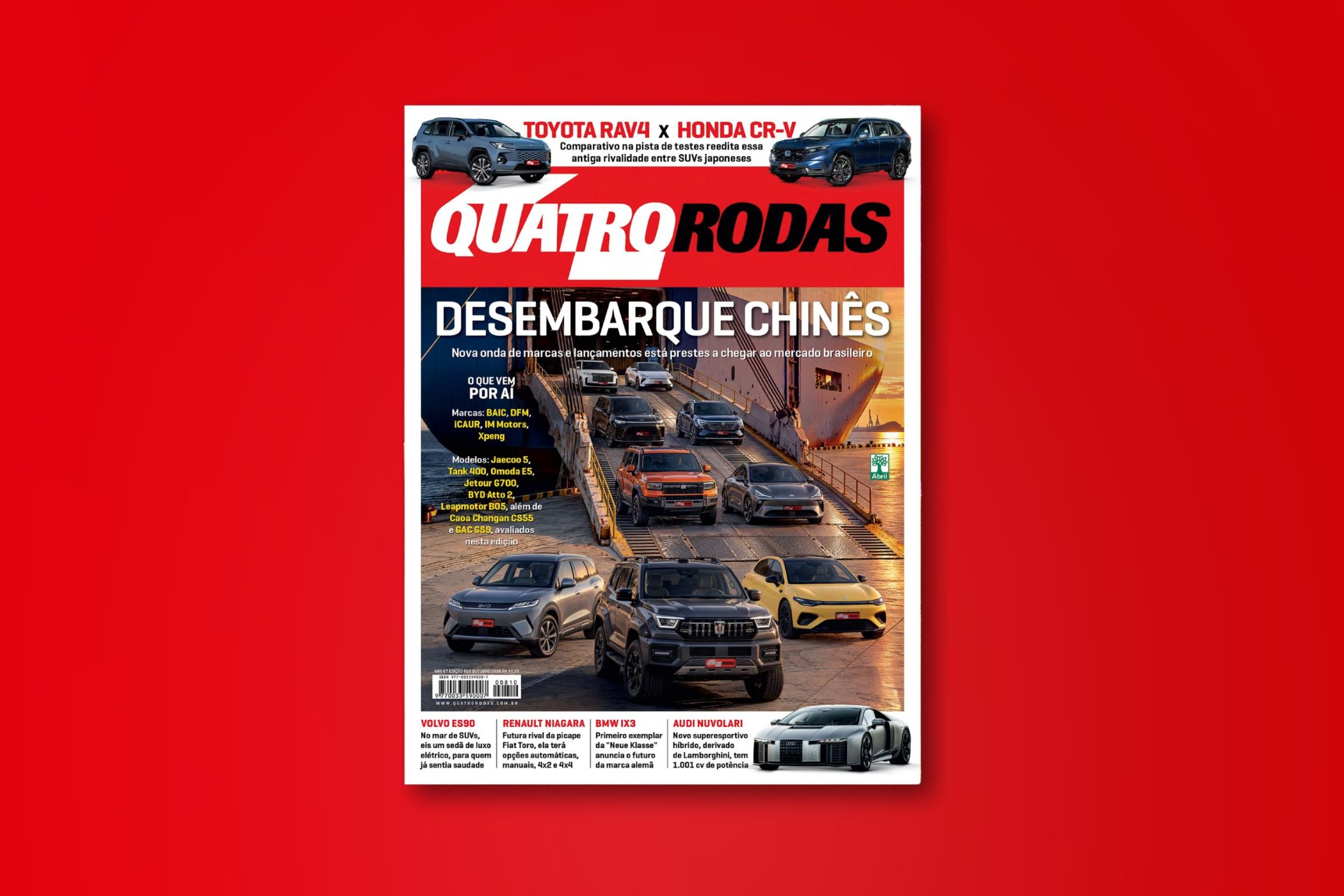 Capa da revista Quatro Rodas com título Desembarque Chinês, mostrando diversos carros novos descendo de um navio cargueiro. Acima, SUVs Toyota RAV4 e Honda CR-V. Abaixo, um carro esportivo prateado