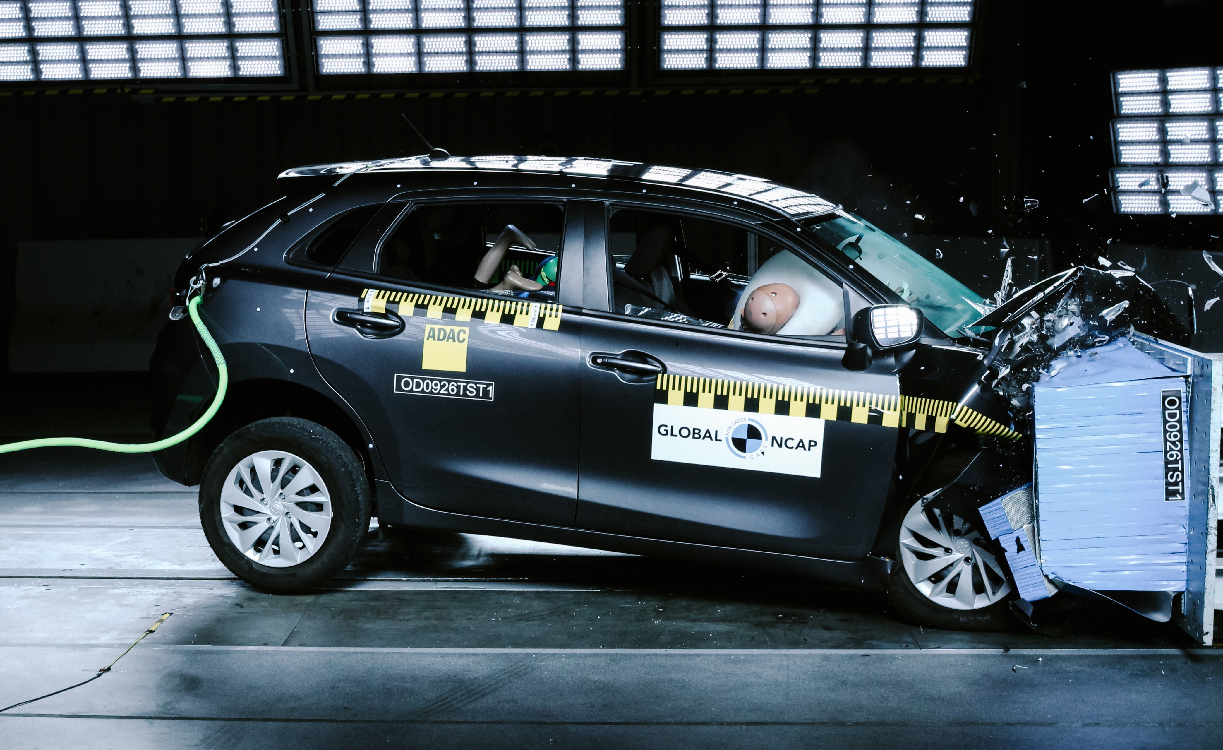 Teste de colisão do Toyota Starlet