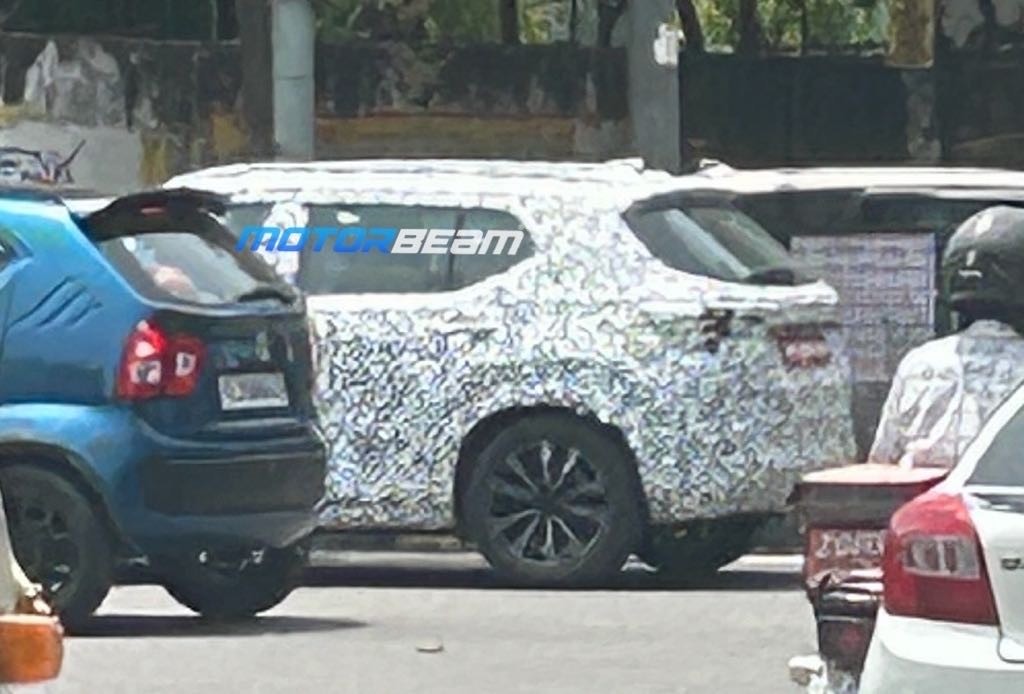 Flagra: Honda WR-V mal chegou ao Brasil e já aparece com novo design na Ásia