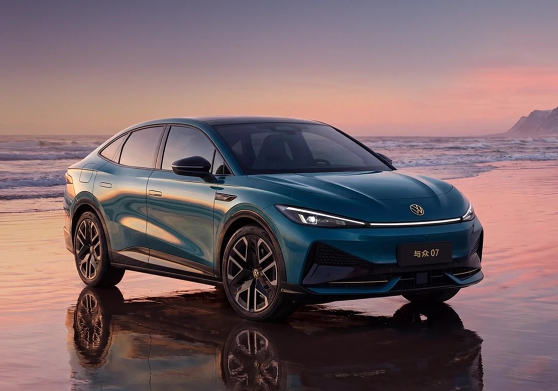 VW ID. Unyx 07 é o novo sedã com 558 km de autonomia e jeitão de Virtus elétrico