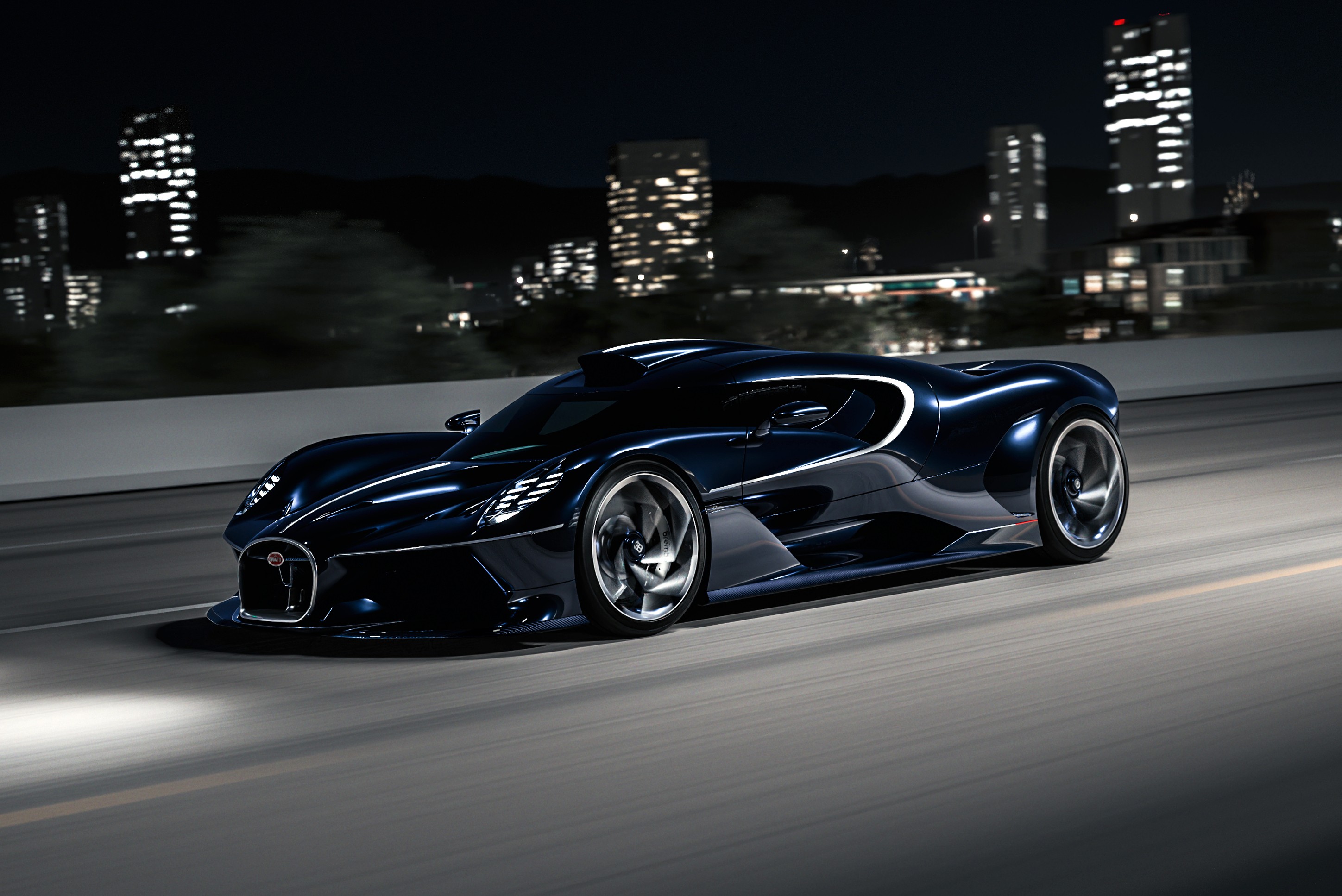 Carro esportivo Bugatti La Voiture Noire azul escuro em movimento em uma estrada à noite, com luzes de edifícios ao fundo