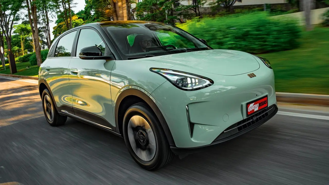 Geely EX2 sai por até R$ 104.212 em programa de venda direta; veja como funciona