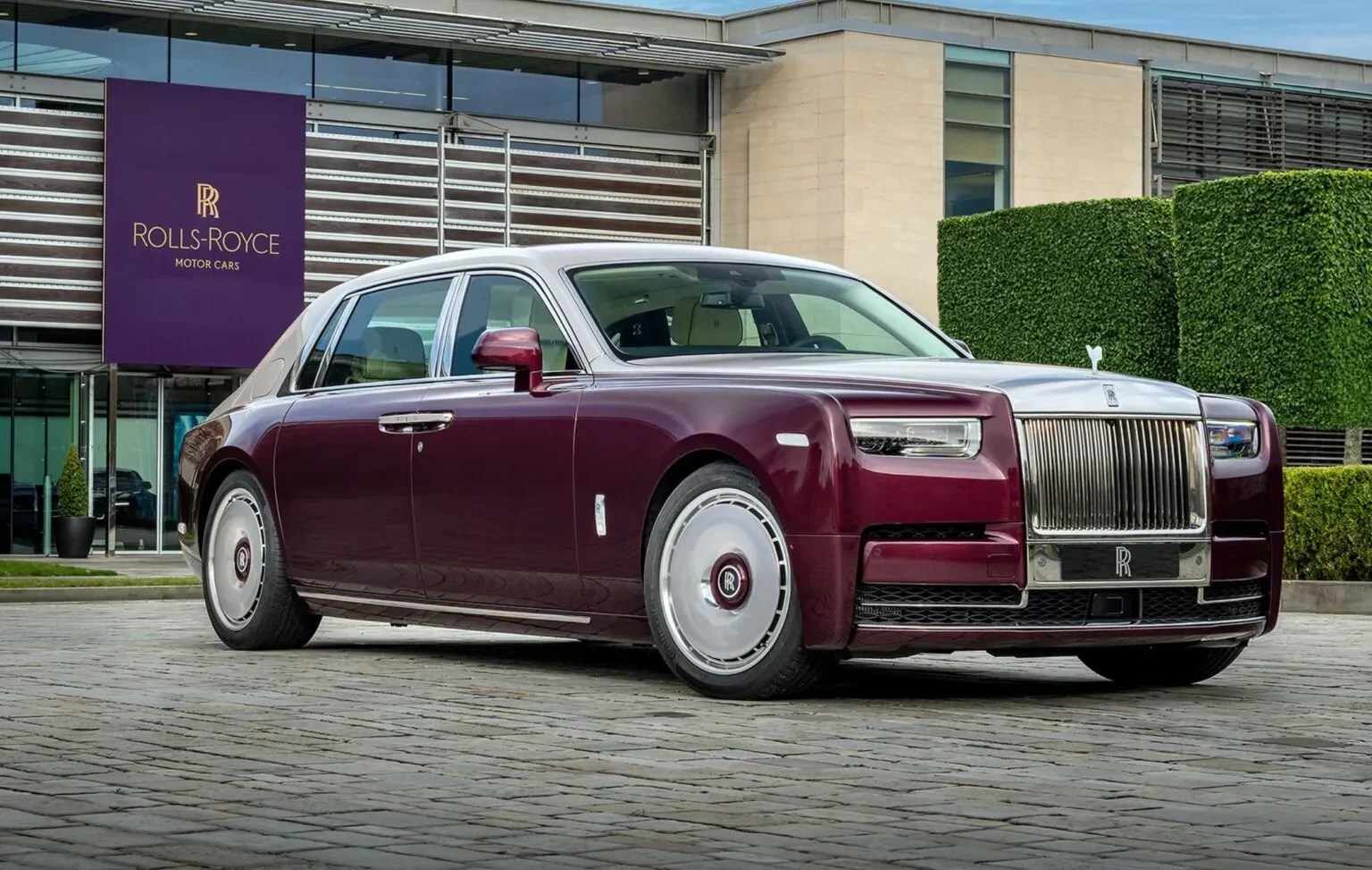 Rolls-Royce Phantom Hummingbird