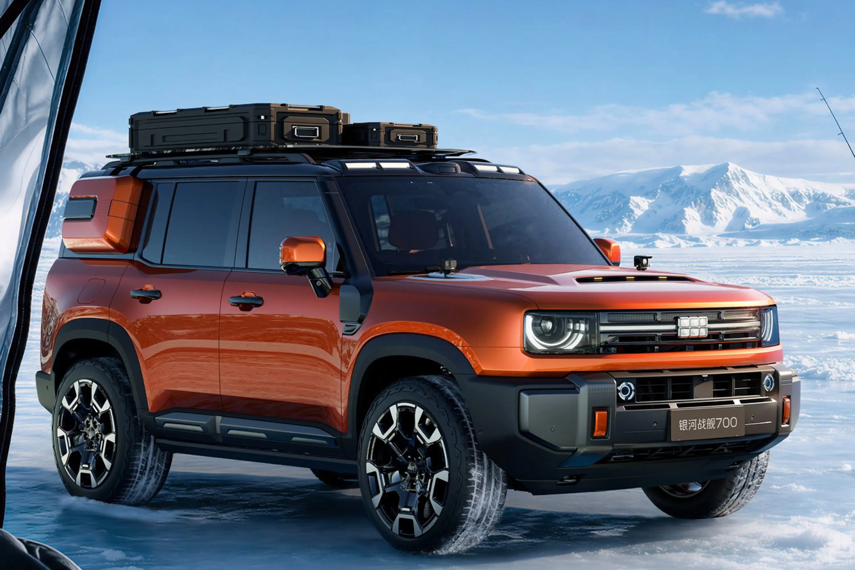 Renault e Geely anunciam motor “13 em 1” e prometem SUV com 1.113 cv